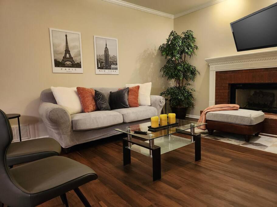 斯内尔维尔2,298Sqft-King Bed-Bbq-Gbps-W/D别墅 外观 照片
